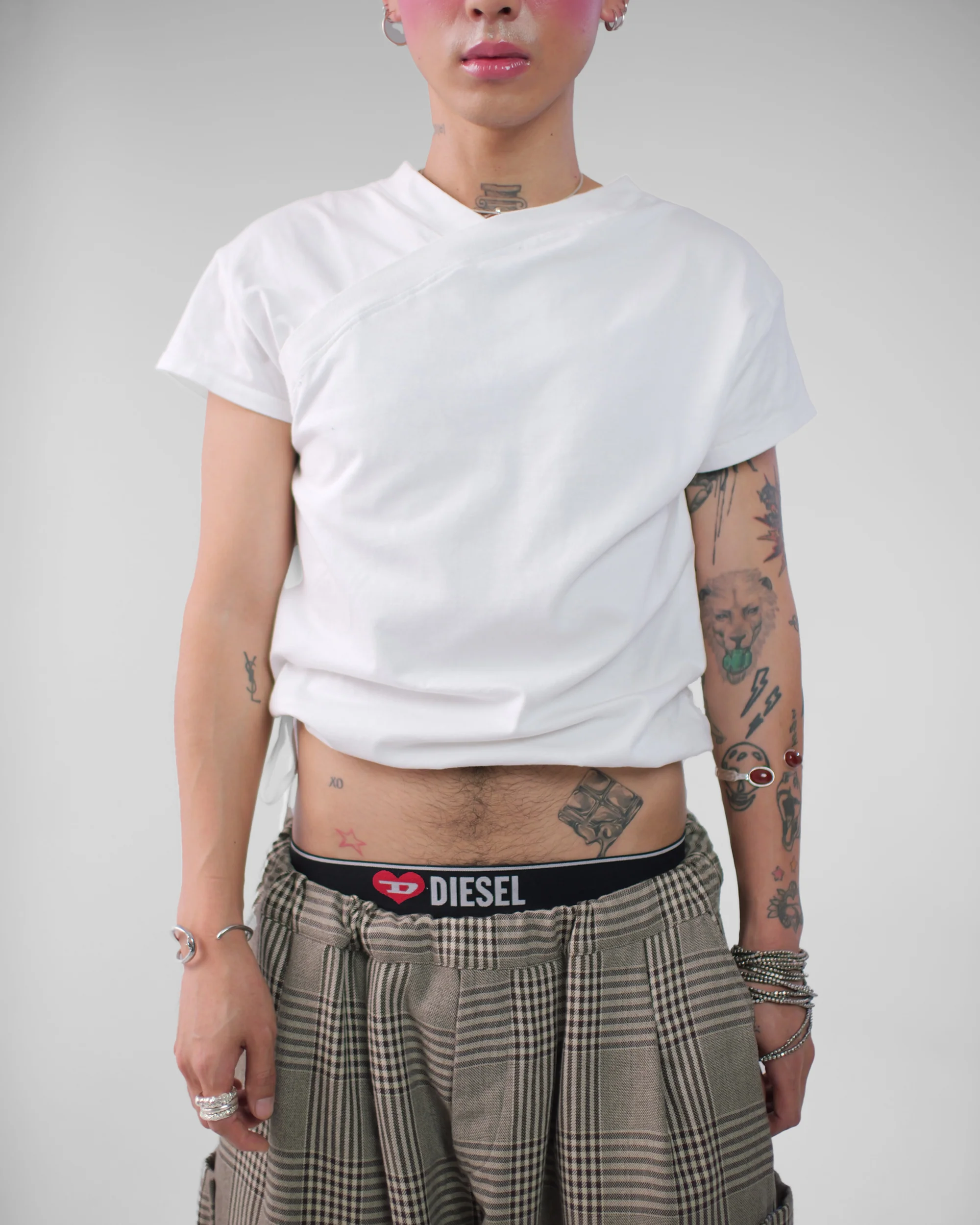 Kyoto Basic Tee in White - Image 4